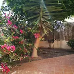 Casa Silencio, With Terrace, Garden And Large Pool Area Casa de Férias Corralejo